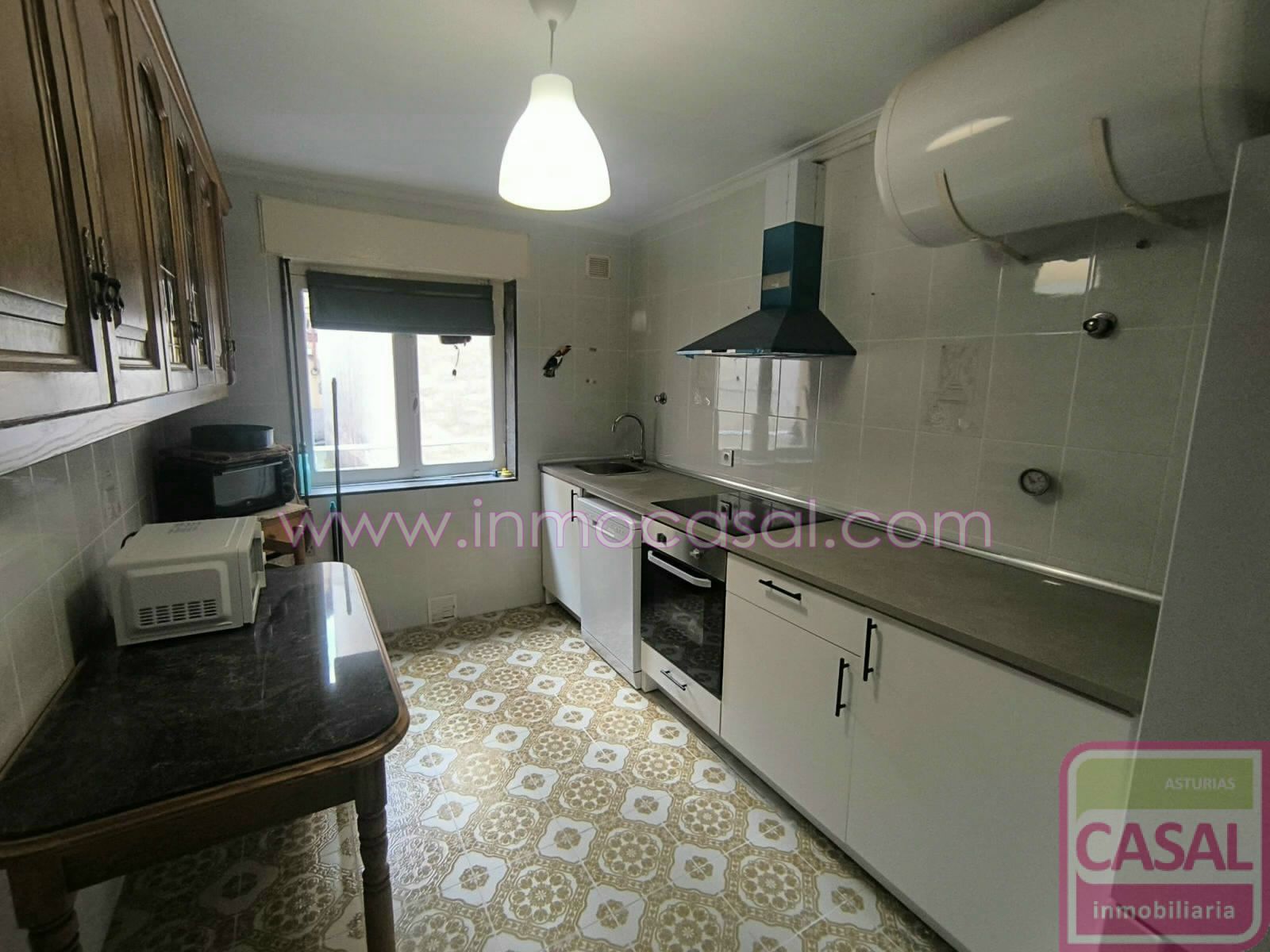 Kitchen of Flat to rent in Langreo  with Heating and Furnished