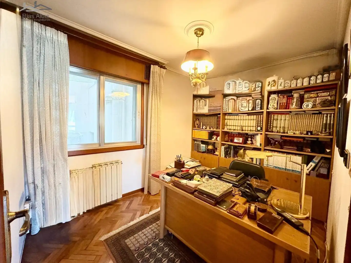 Piso en venta en Cambre  con Calefacción, Parquet y Trastero
