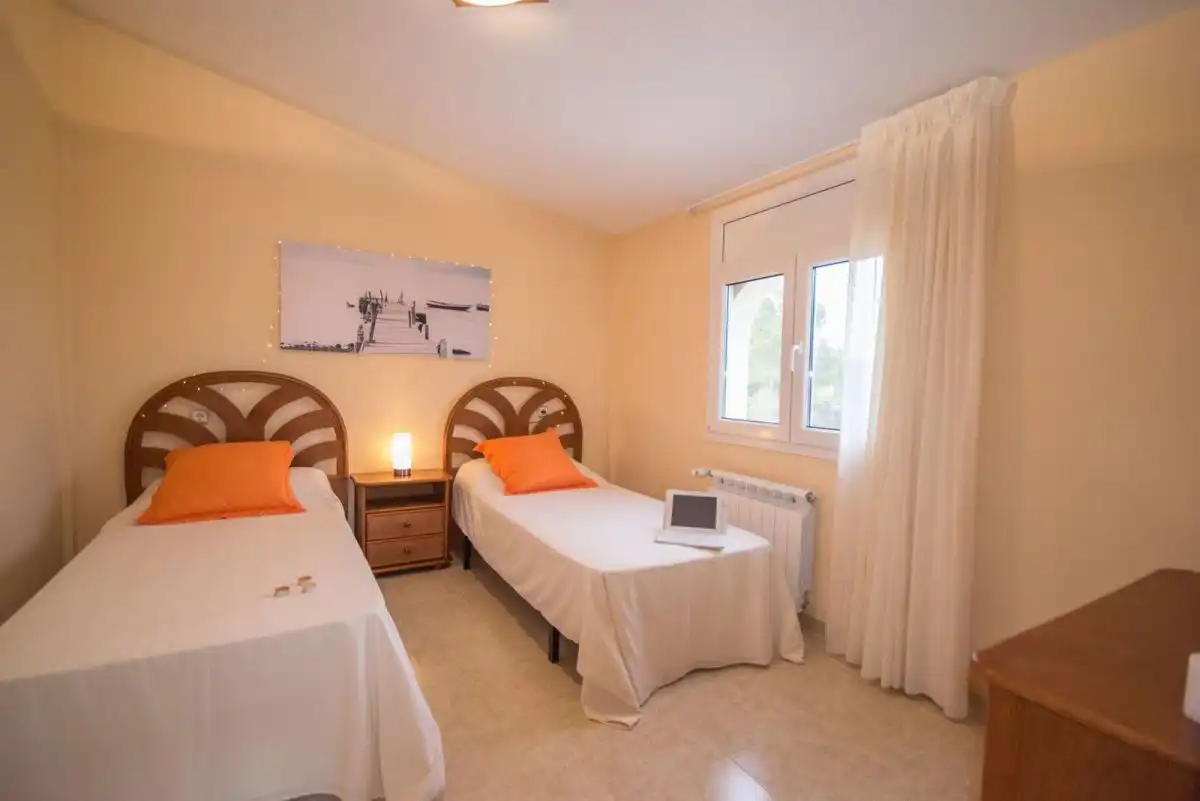Habitación de Casa o chalet en venta en L'Ampolla con Aire acondicionado, Jardín privado y Terraza