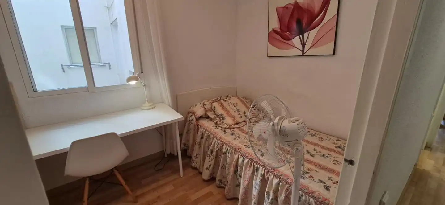 Flat for rent in calle de la Indústria, L'Illa Perduda