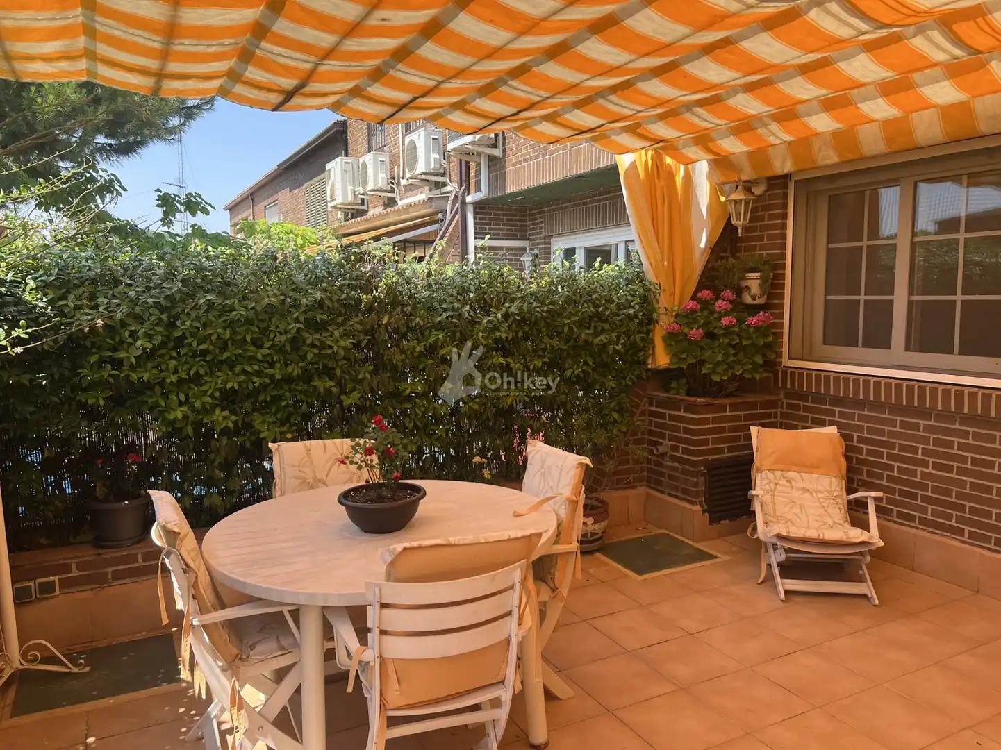 Terrassa de Casa adosada en venda en Majadahonda amb Aire condicionat, Calefacció i Jardí privat