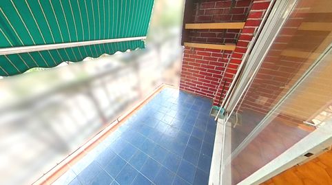 Foto 3 de Piso en venta en La Salut, Badalona