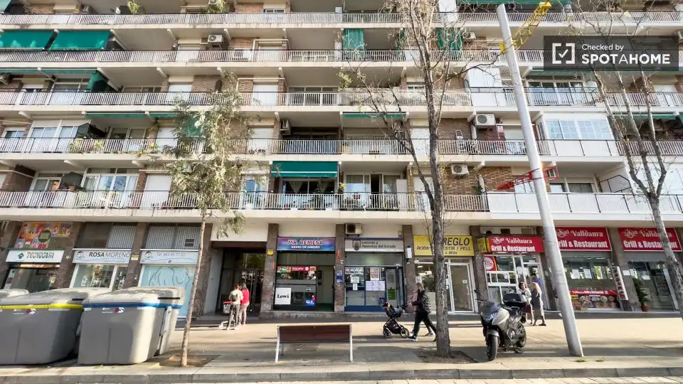 Vista exterior de Pis de lloguer en Barcelona amb Aire condicionat, Calefacció i Moblat