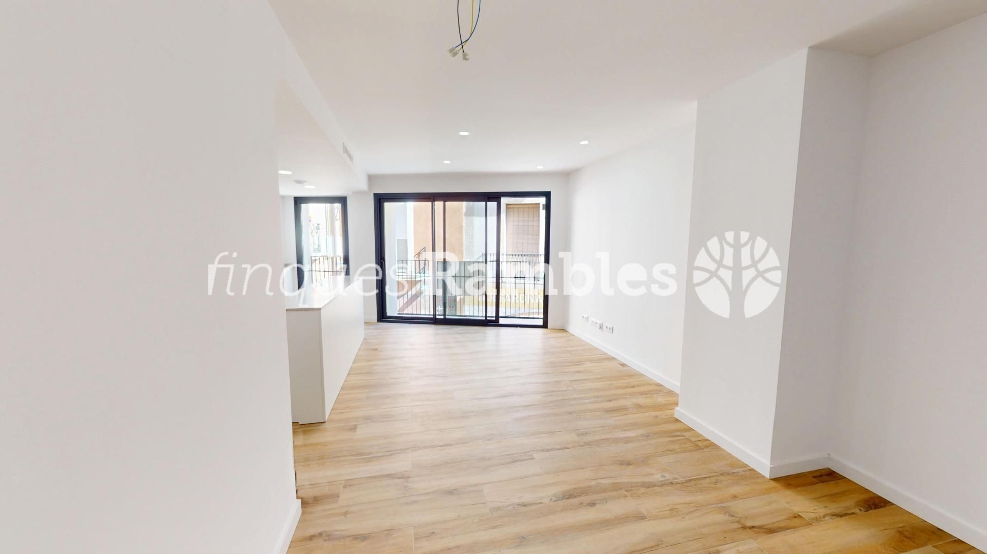 Pis en venda en Igualada amb Terrassa i Balcó