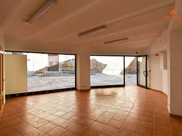 Locale commerciale in vendita a La Bisbal d'Empordà