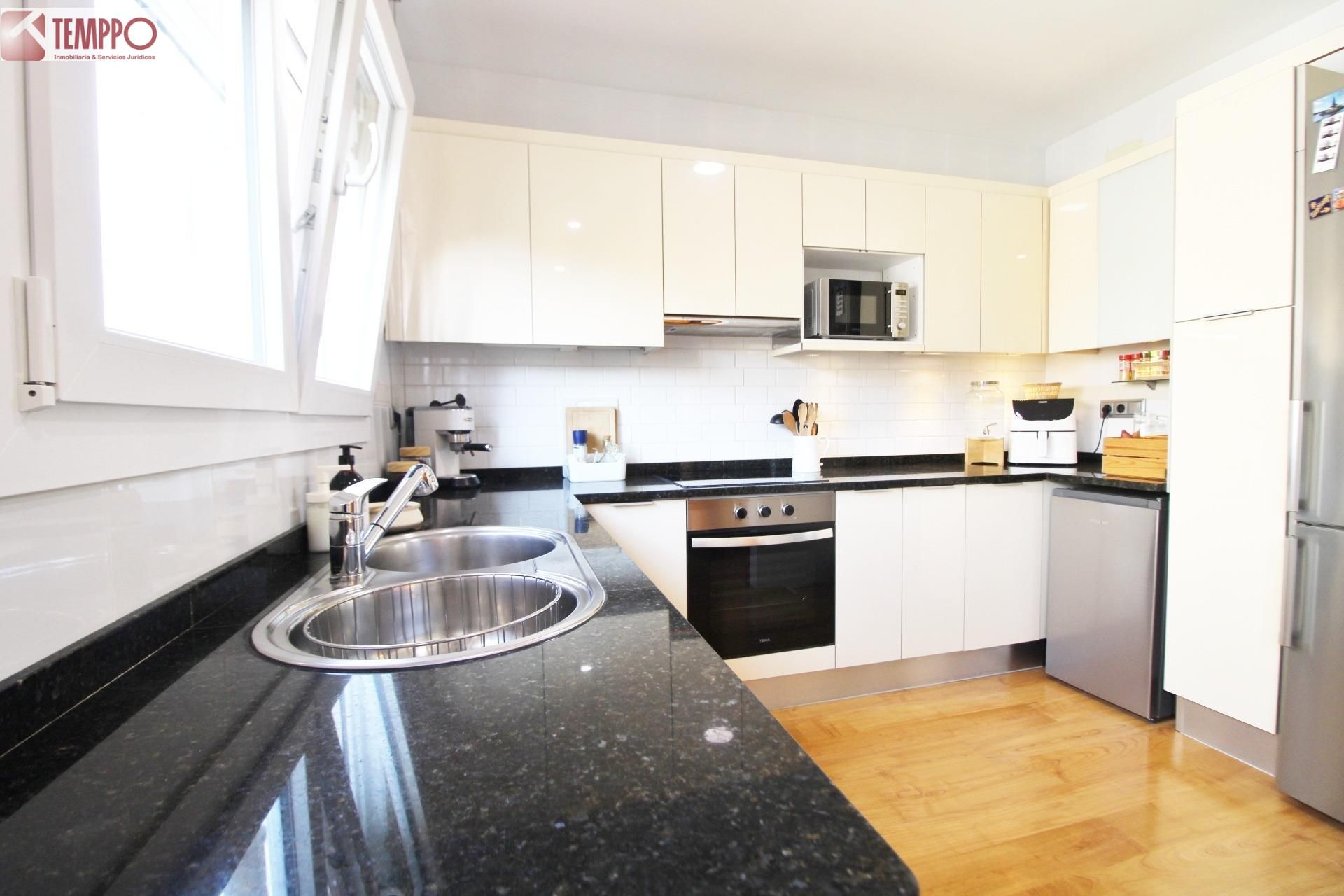 Casa adosada en venta en La Franquesa - Oasis Park