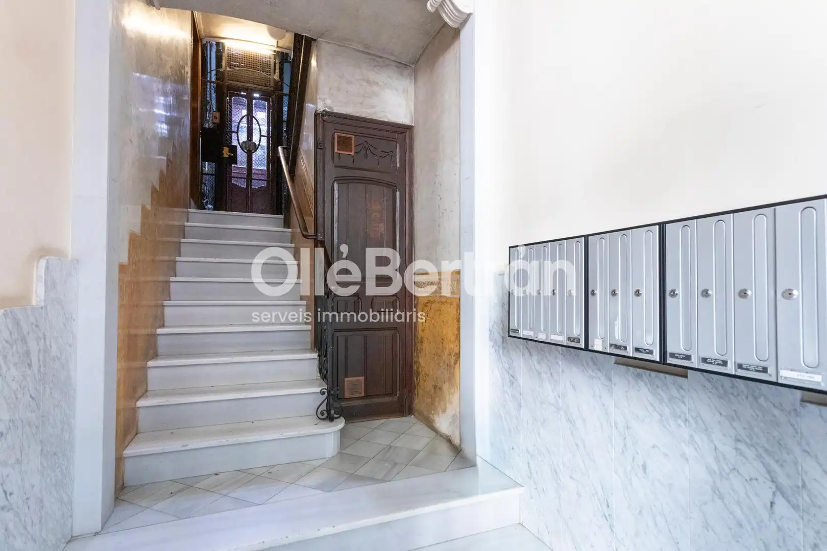 Ático en venta en Barcelona con Calefacción y Terraza