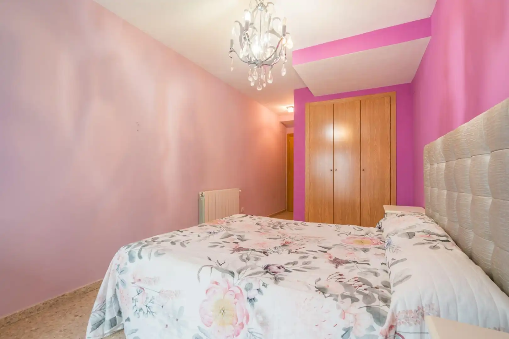Bedroom of Flat for sale in La Pobla de Vallbona  with Air Conditioner, Heating and Terrace