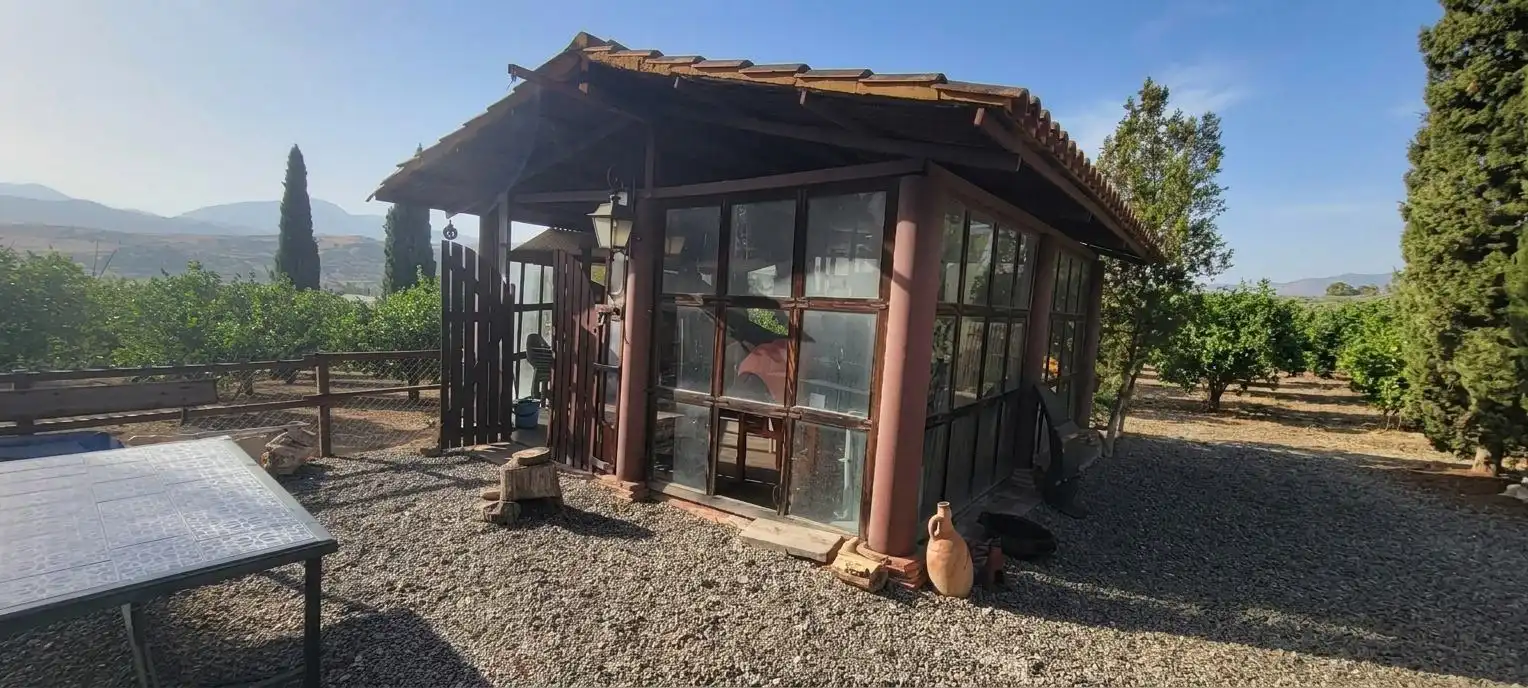 Vista exterior de Finca rústica en venda en Pizarra amb Aire condicionat, Calefacció i Piscina