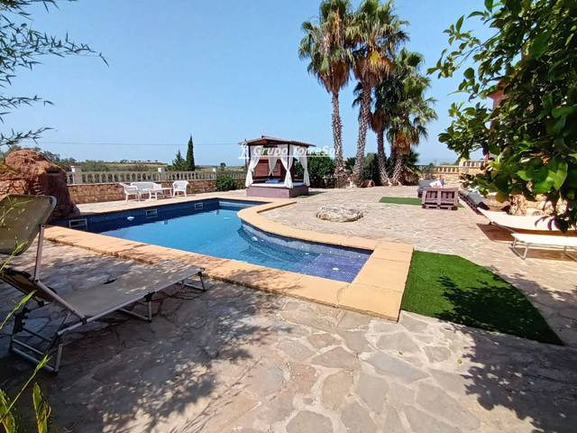 Casa-chalet en Venta en alzineta en Bràfim