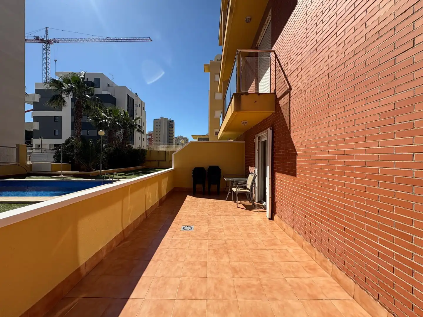 Apartamento con piscina en venta en Puerto Deportivo, imagen 2