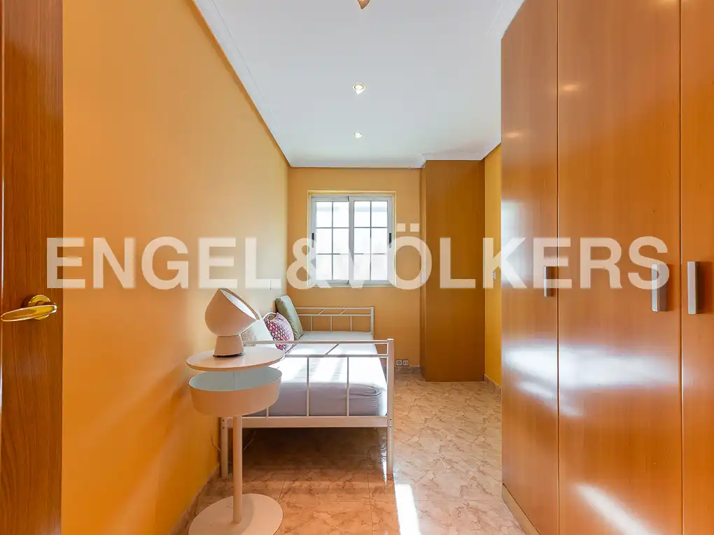 Flat for rent in Sant Pau