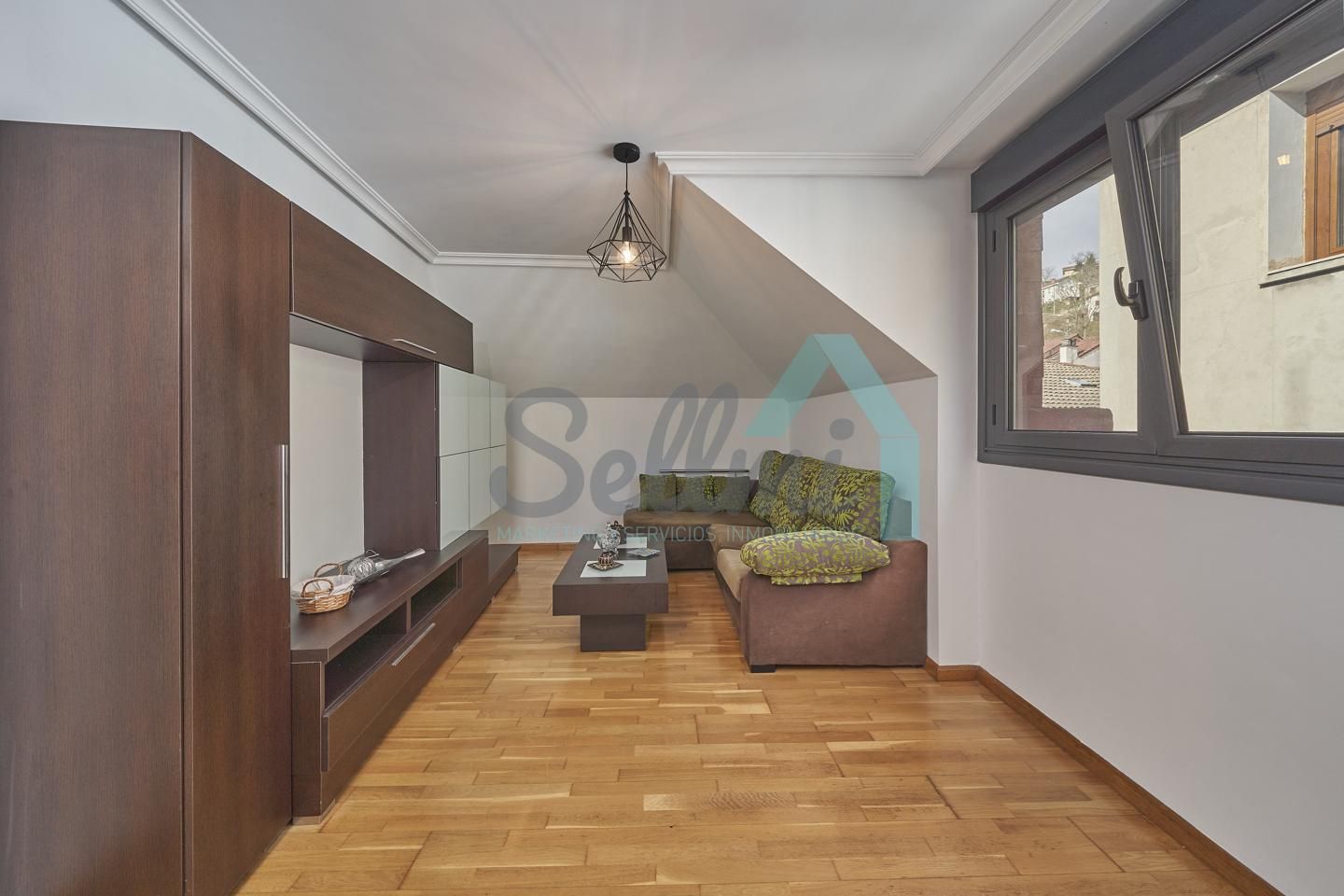 Sala d'estar de Pis en venda en Laviana amb Calefacció i Terrassa