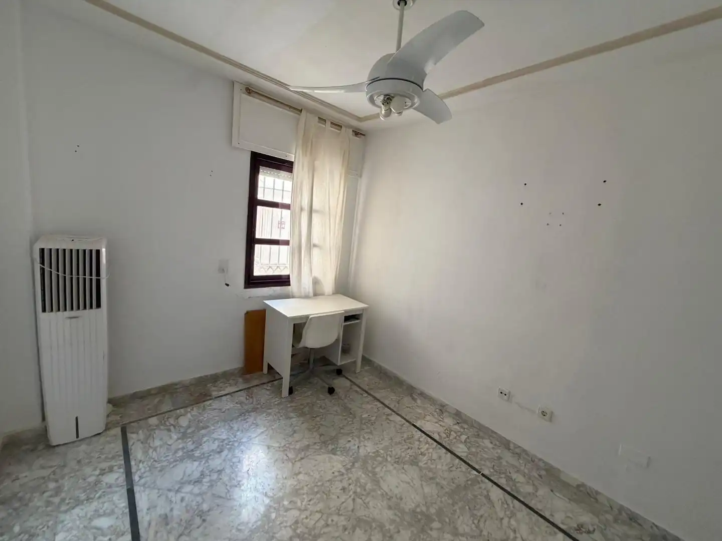 Habitación de Piso en venta en La Manga del Mar Menor con Terraza y Piscina comunitaria