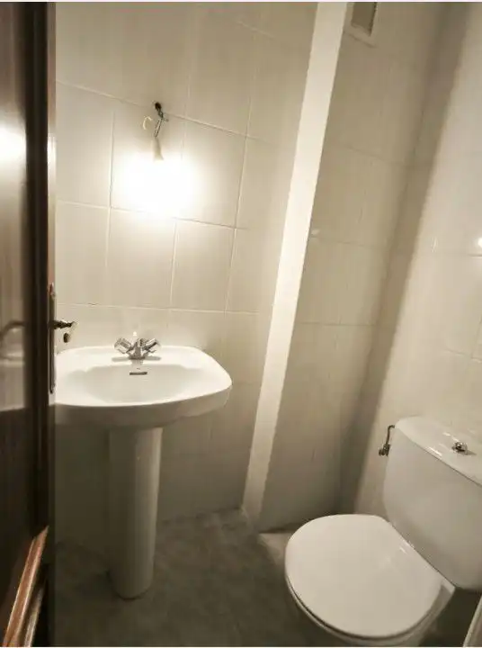 Baño de Piso en venta en Salamanca con Calefacción, Terraza y Trastero