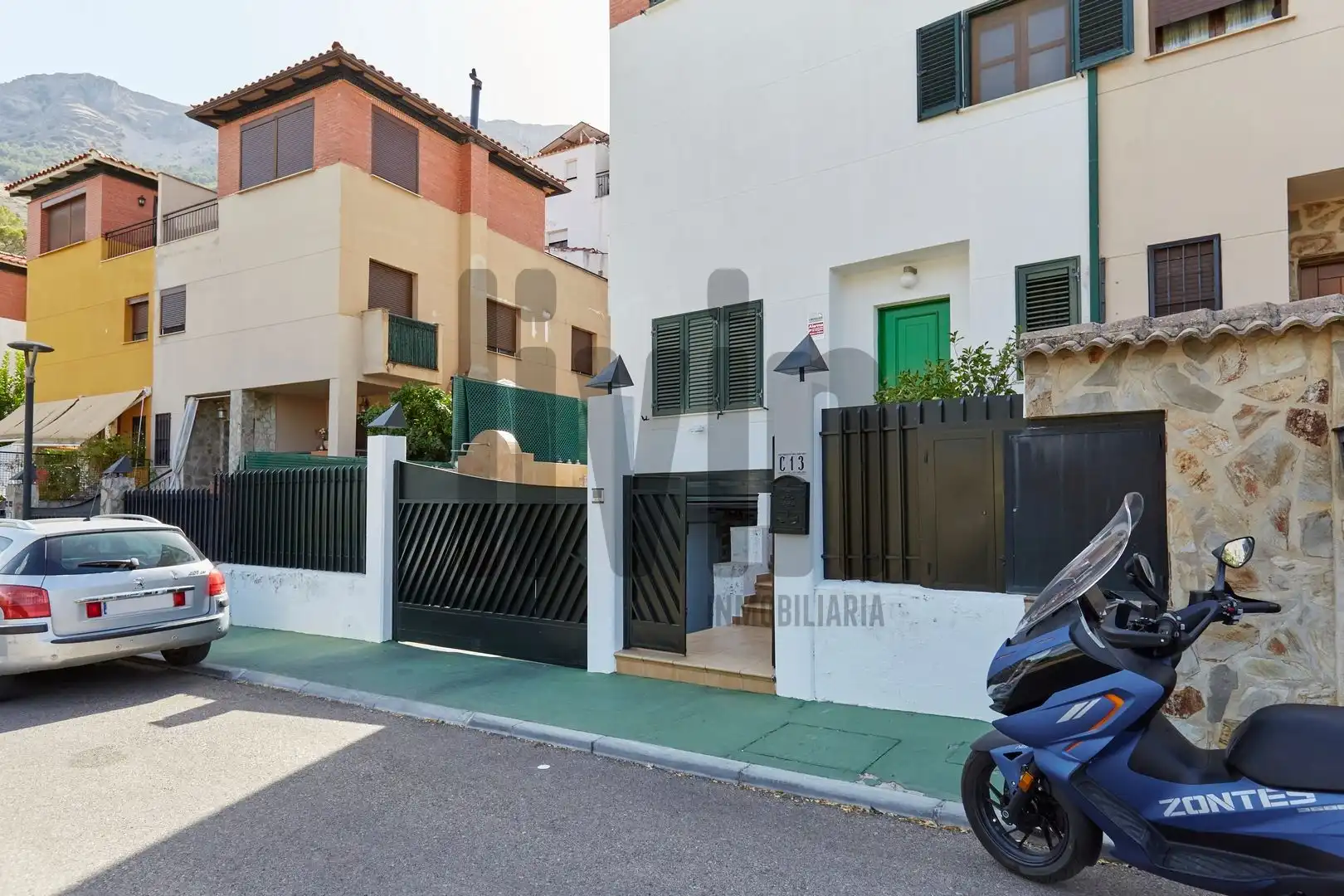 Exterior view of Houses for sale in Jaén  with Air Conditioner, Heating and Terrace