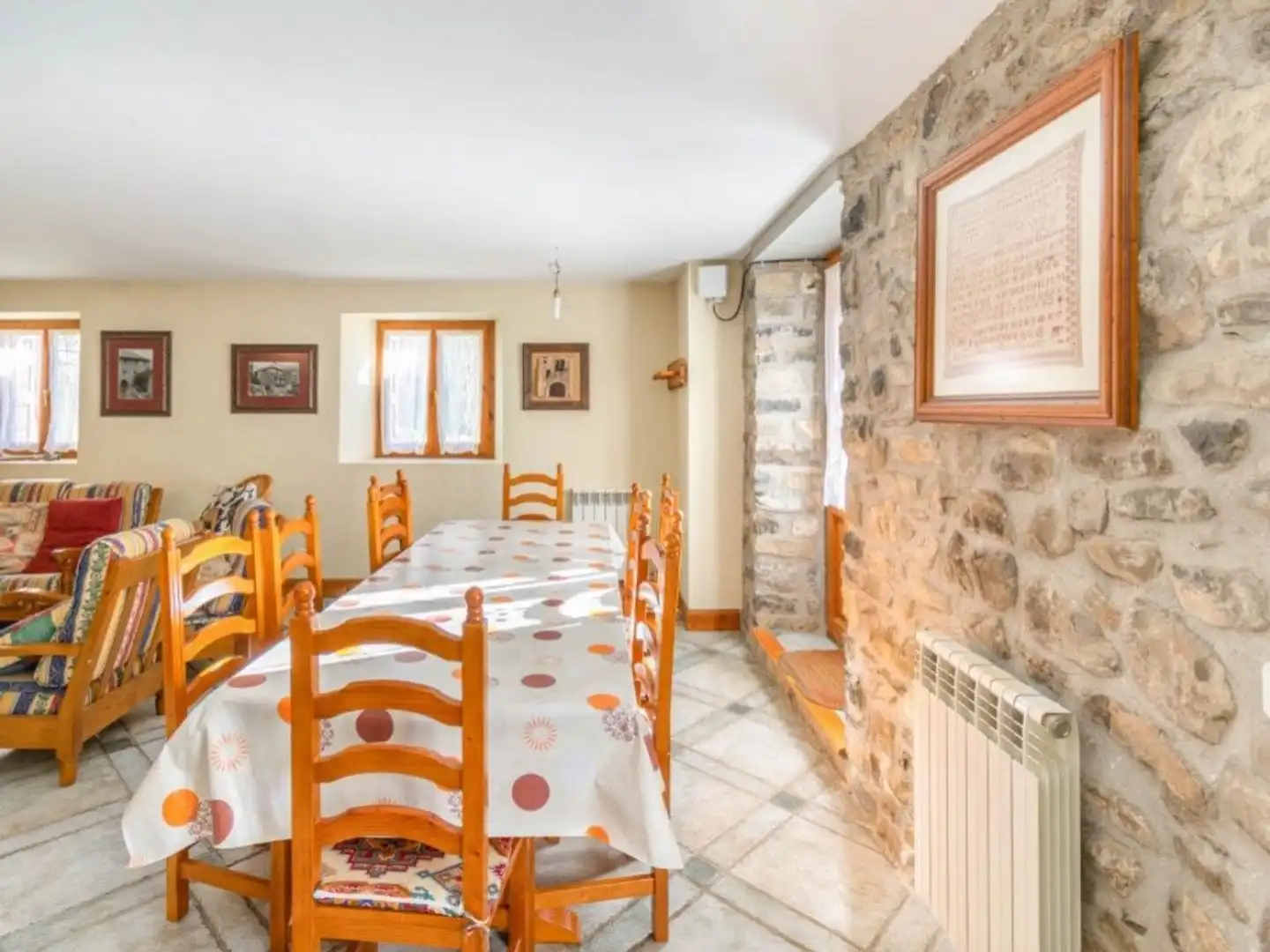Dining room of Country homes for sale in Uztárroz / Uztarroze