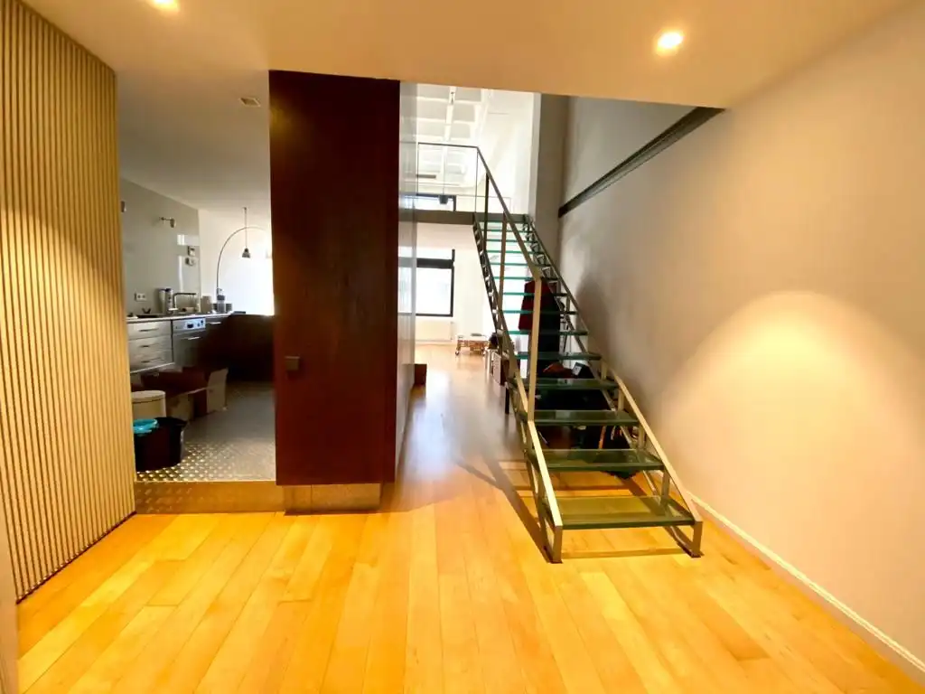 Loft mieten mit Kaufoption in Carrer d'Àvila, El Poblenou
