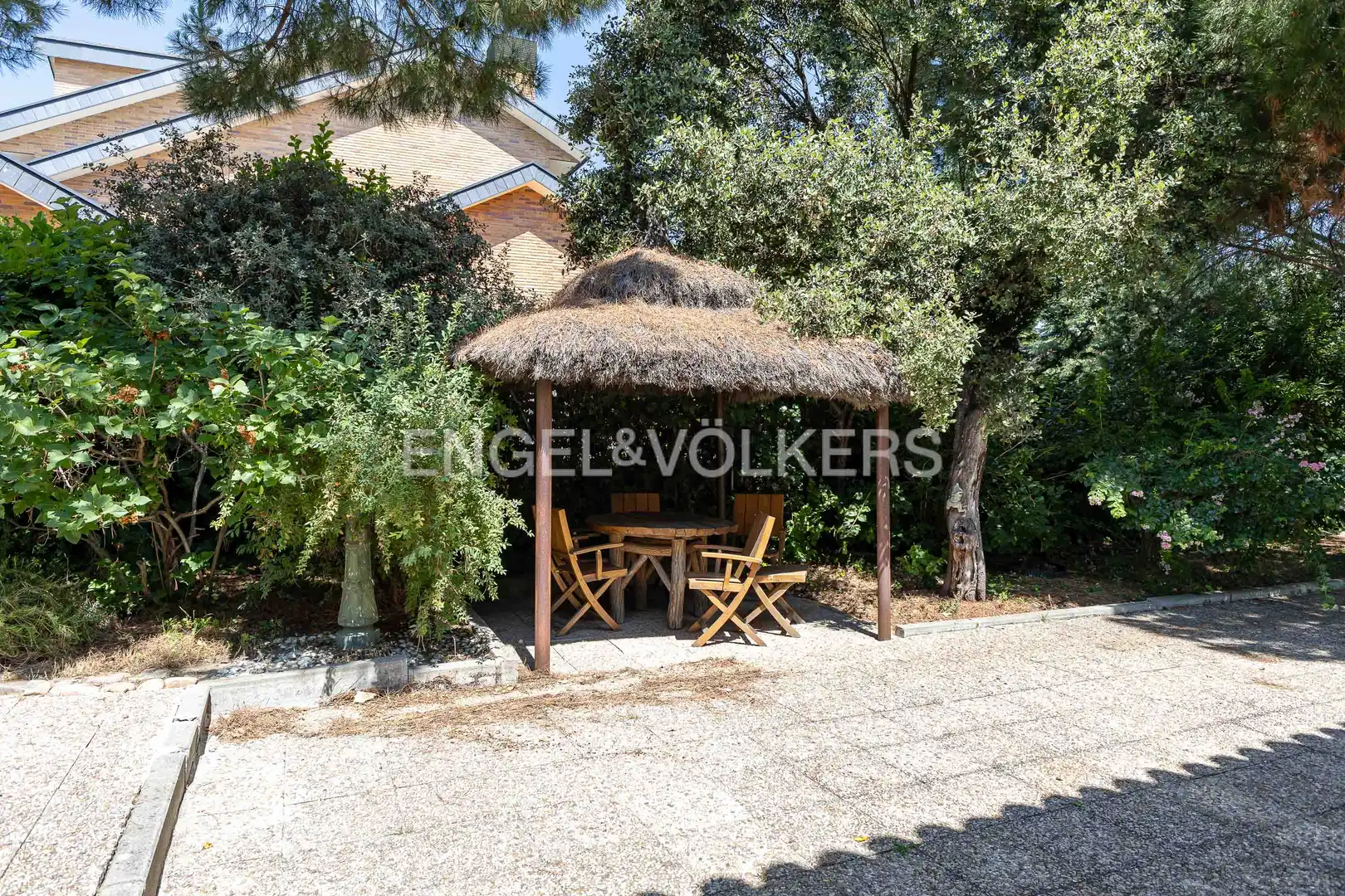 Vista exterior de Finca rústica de lloguer en Pozuelo de Alarcón amb Calefacció, Jardí privat i Terrassa