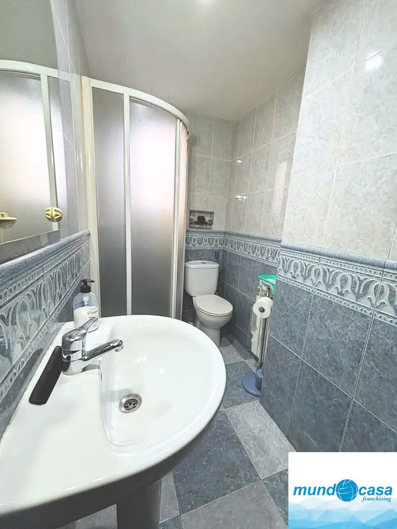 Baño de Piso en venta en Zaragoza con Aire acondicionado, Calefacción y Amueblado