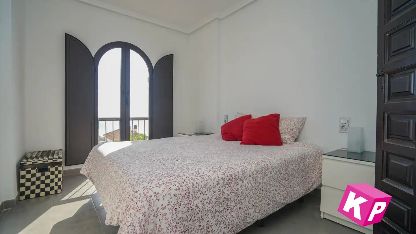Dormitori de Casa o xalet en venda en Santa Pola amb Jardí privat, Terrassa i Traster