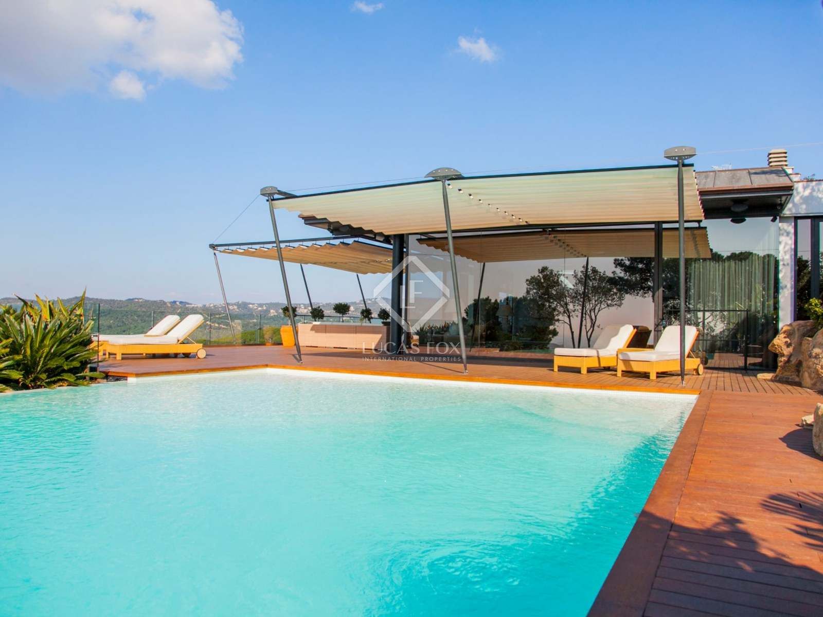 Swimming pool of House or chalet for sale in Lloret de Mar  with Air Conditioner, Heating and Private garden