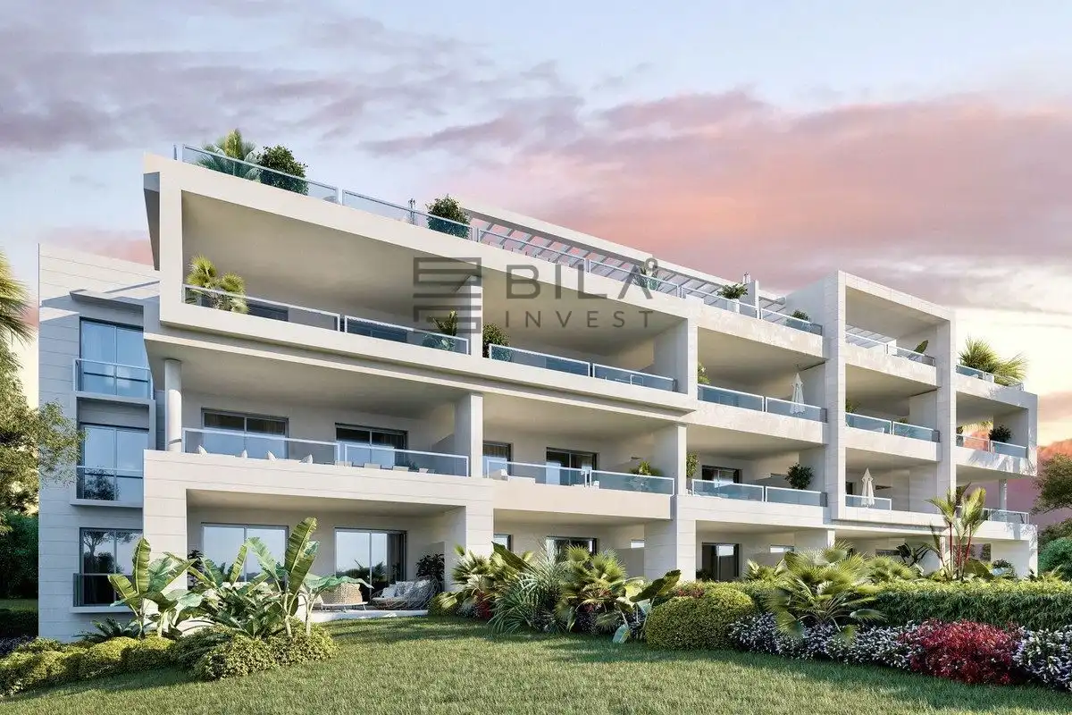 Piso con piscina en venta en Hercesa Calanova Golf
