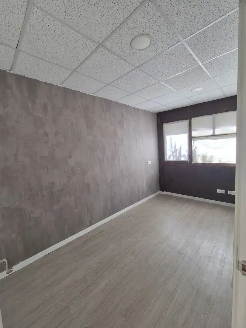 Business premises for sale in Carrer de la Constància, imagen 3