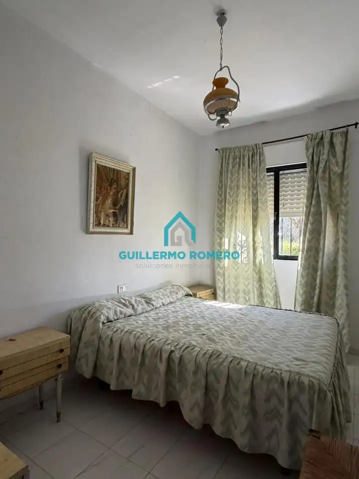 Habitación de Finca rústica en venta en La Puebla del Río con Jardín privado y Terraza
