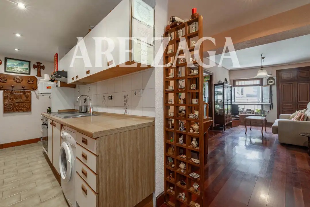 Cocina de Piso en venta en Donostia - San Sebastián  con Calefacción y Trastero