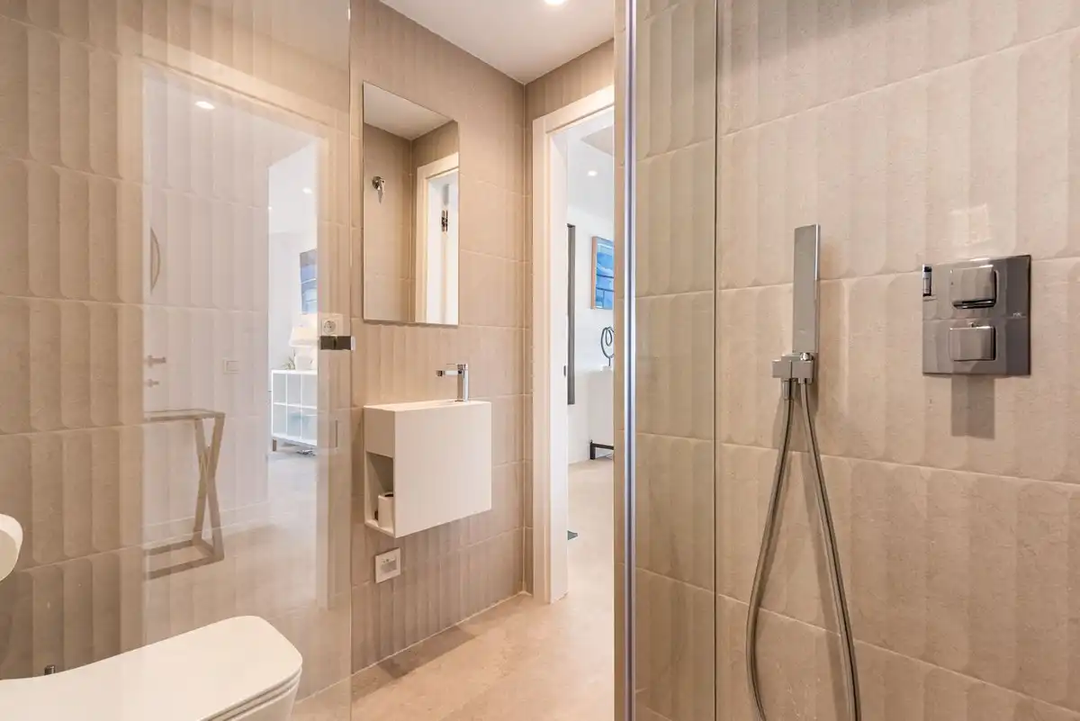 Bathroom of Detached homes for sale in Marbella  with Air Conditioner, Terrace and Community pool