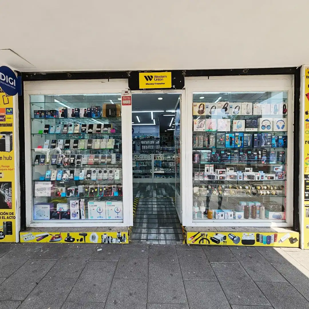 Local comercial en venda a Calle de Raimundo Fernández Villaverde, imagen 5