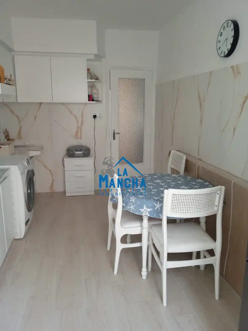 Kitchen of Flat for sale in Almansa  with Furnished and Balcony