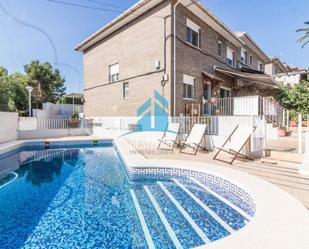 Swimming pool of Single-family semi-detached for sale in Catadau  with Air Conditioner, Heating and Terrace