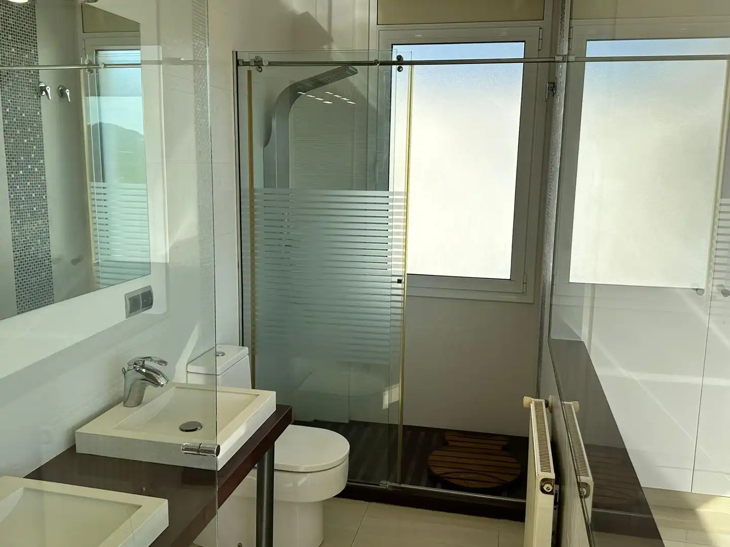 Bathroom of Houses for rent in Calonge i Sant Antoni  with Air Conditioner, Heating and Private garden