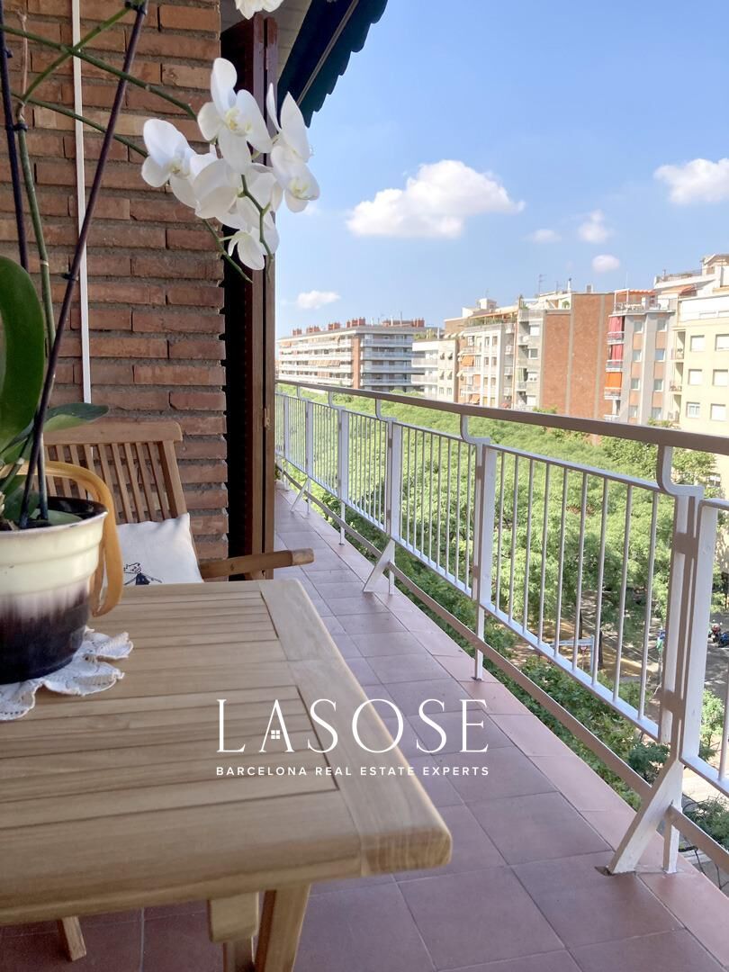 Balcony of Flat to rent in  Barcelona Capital  with Air Conditioner, Heating and Terrace