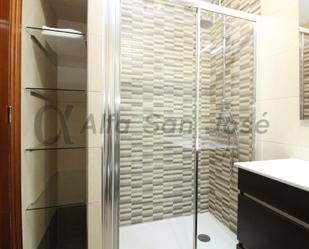 Bathroom of Flat to rent in La Rinconada  with Air Conditioner, Furnished and Balcony