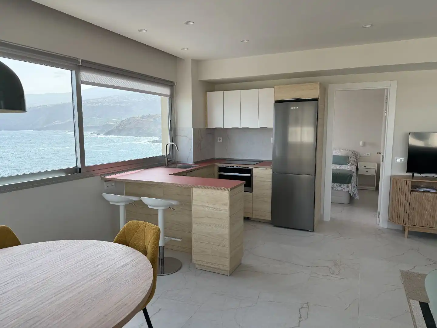Cuina de Apartament de lloguer en Puerto de la Cruz amb Terrassa i Balcó