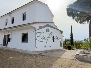 Casa amb piscina en venda a Carrer Carrer Sant Marc