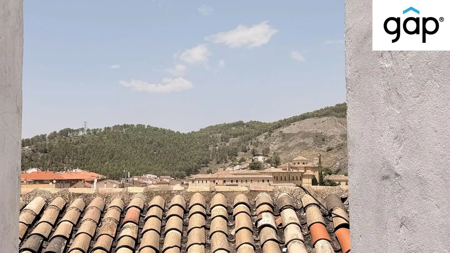 Vista exterior de Piso en venta en Cuenca con Calefacción y Amueblado