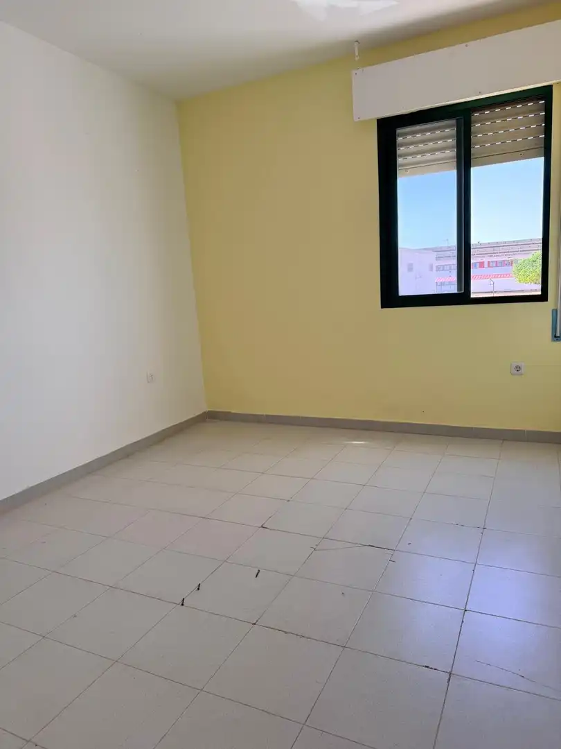 Bedroom of Houses for sale in Valdelacalzada
