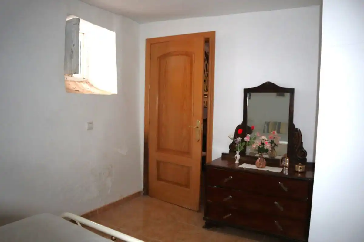 Dormitori de Casa o xalet en venda en Almedina
