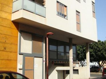 Aparcament amb ascensor en venda a C/ Segura