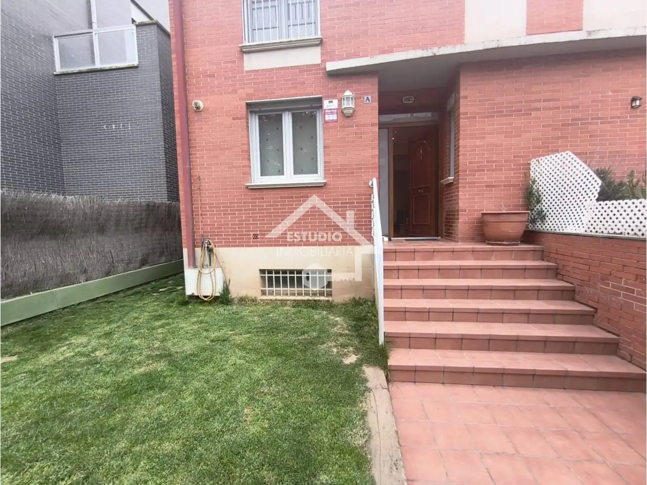 Adossat amb piscina en venda a Avenida Burgos, imagen 4