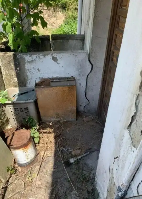 Vista exterior de Casa adosada en venda en Mieres (Asturias) amb Jardí privat i Traster