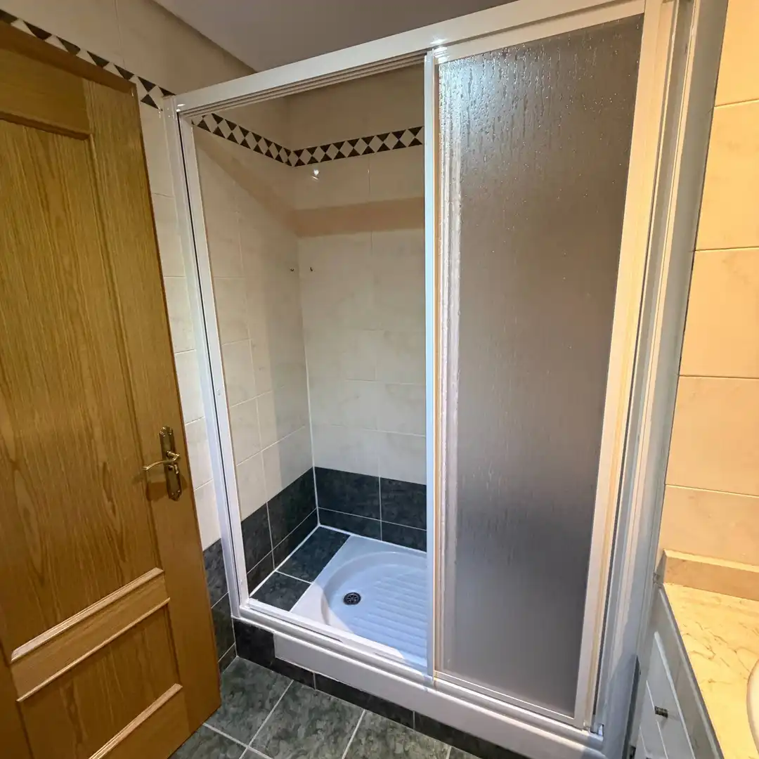 Baño de Piso en venta en Madrid con Piscina comunitaria
