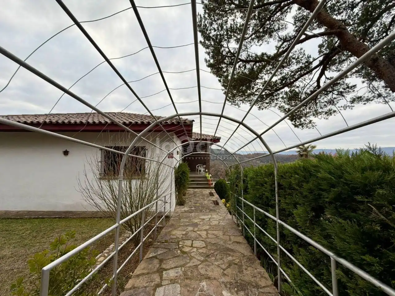 Jardí de Casa o xalet en venda en Tavèrnoles amb Jardí privat i Terrassa