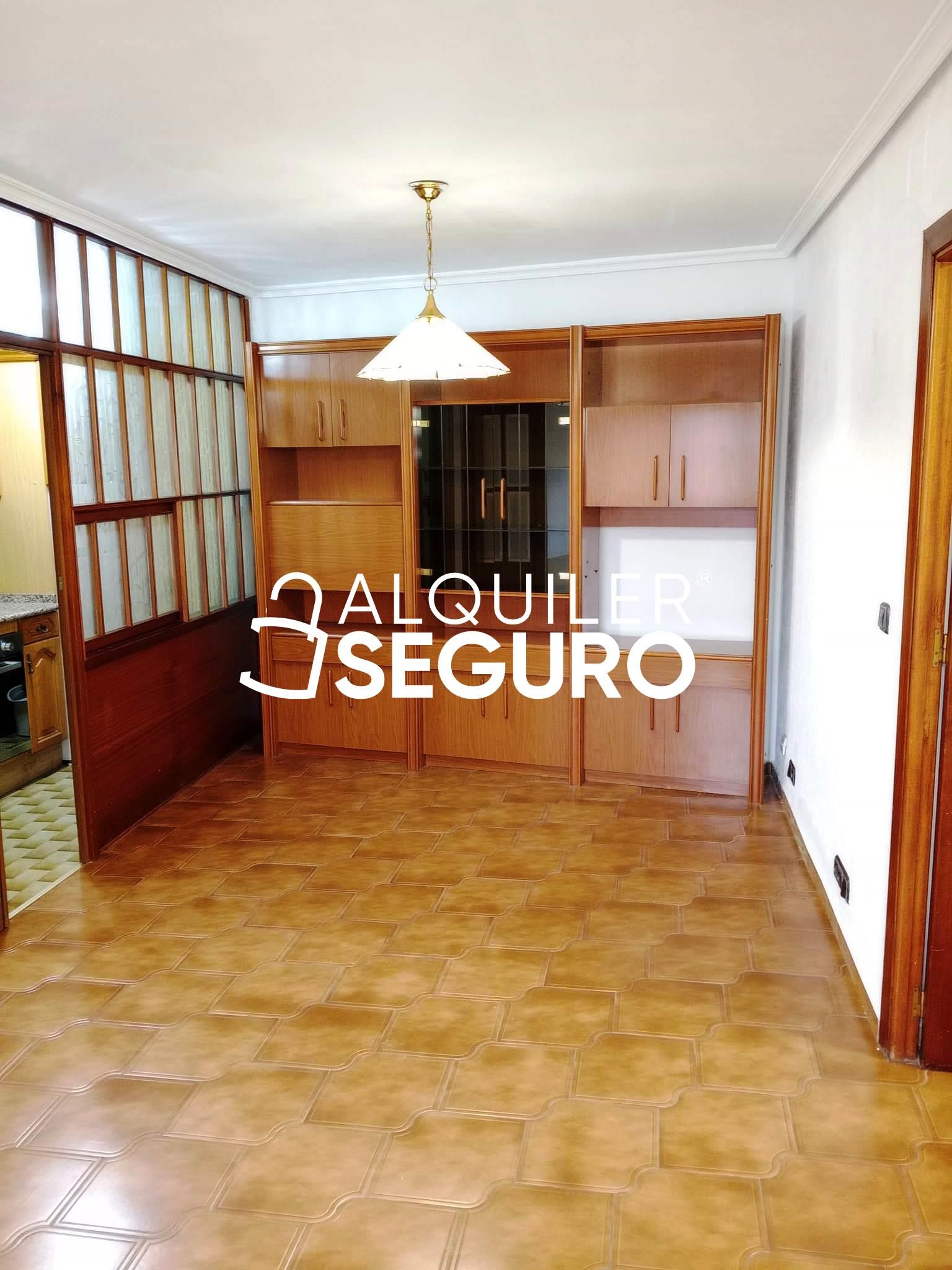 Sala d'estar de Pis de lloguer en Valladolid Capital amb Calefacció