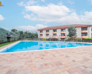 Piscina de Pis en venda en Las Rozas de Madrid