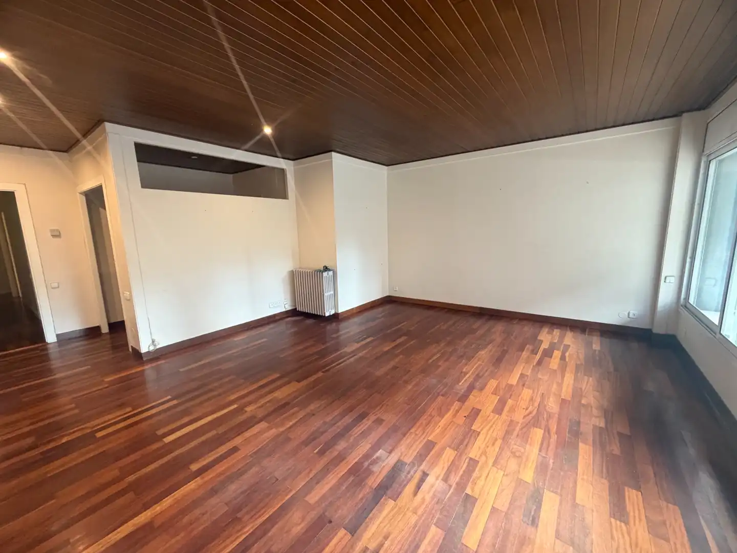 Flat for sale in Barcelona  with Air Conditioner, Heating and Parquet flooring